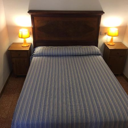 Casa Rural La Jara -Fonda De Navarres- Hotell Exteriör bild
