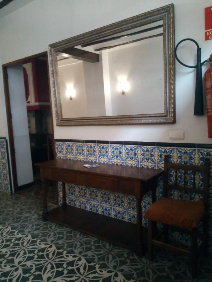 Casa Rural La Jara -Fonda De Navarres- Hotell Exteriör bild
